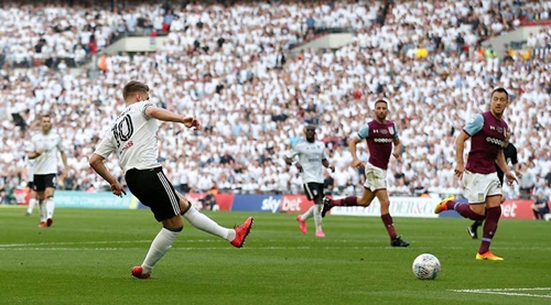 Cairney ghi bàn duy nhất cho Fulham. Ảnh: Reuters.